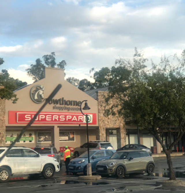 Crowthorne Superspar